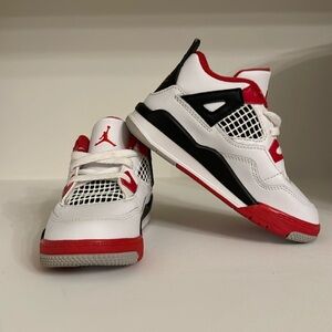 NEW | KIDS | SIZE 9C | Jordan 4 Retro Fire Red